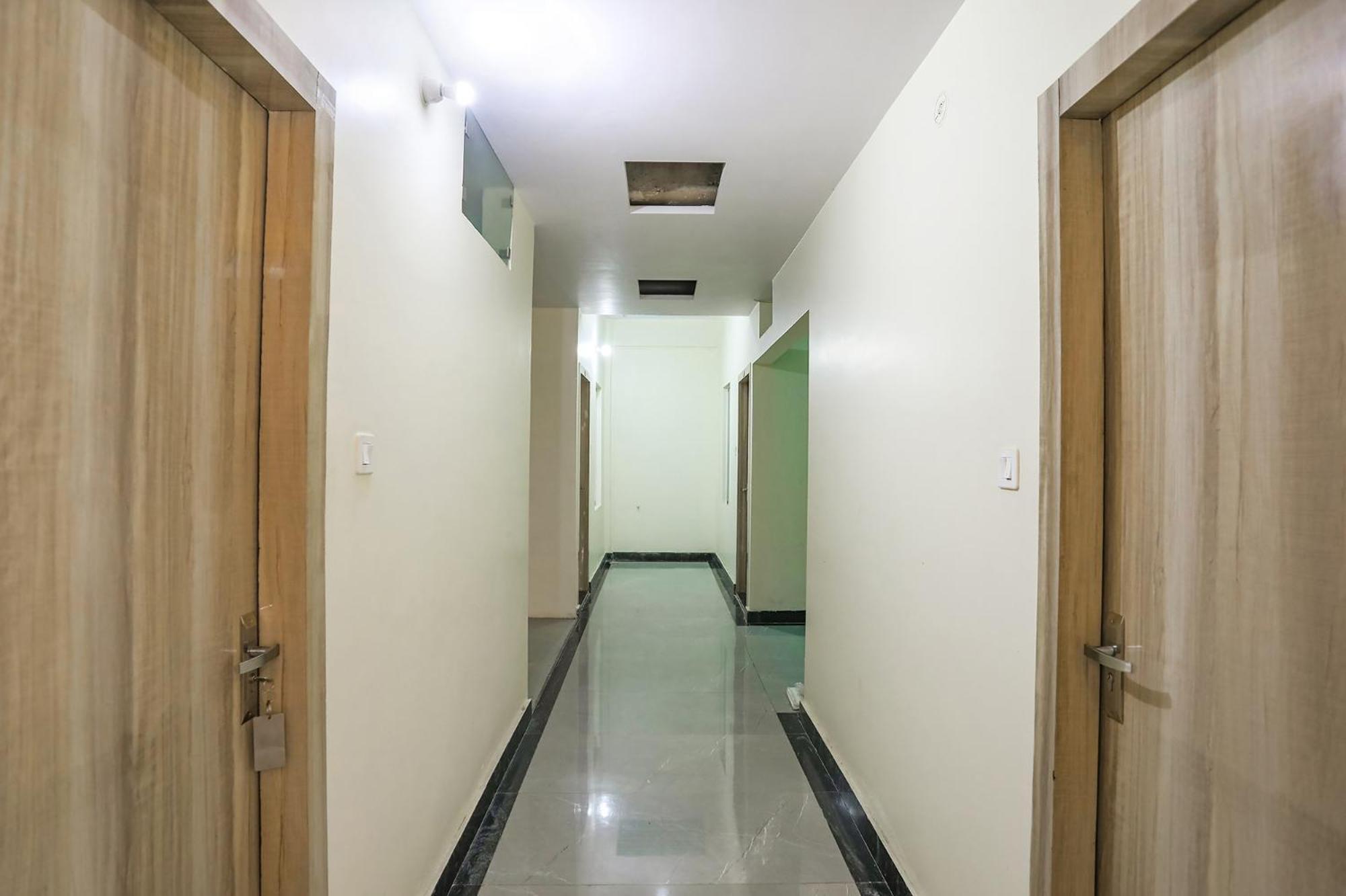 Fabhotel Sm Palace Chinhat Exterior foto